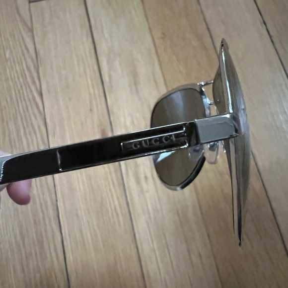 Authentic Gucci Mirror Aviator Sunglasses - Picture 7 of 9